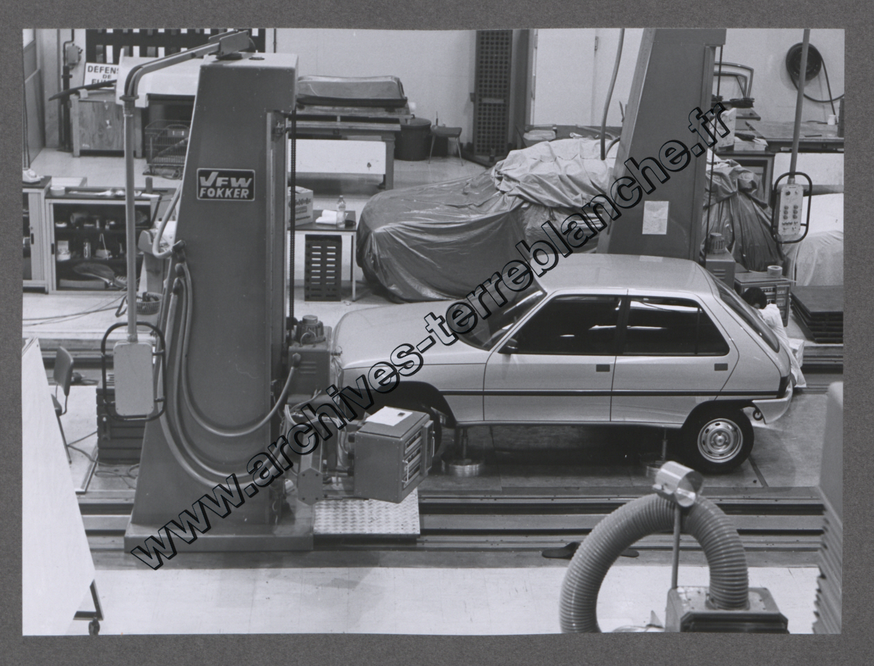 Maquettes et véhicules.