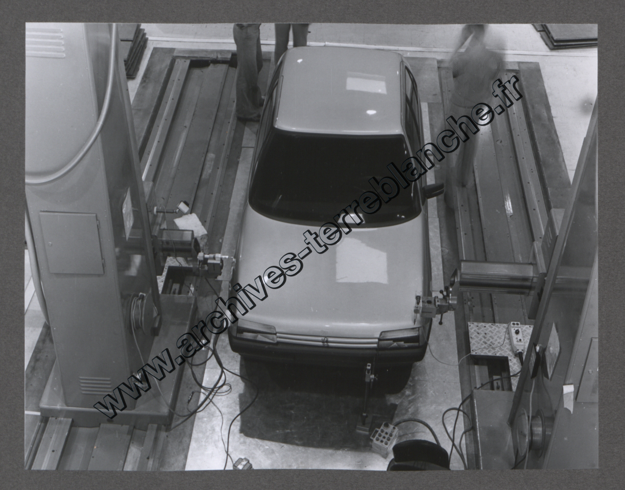 Maquettes et véhicules.