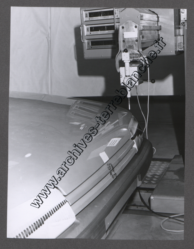 Maquettes et véhicules.