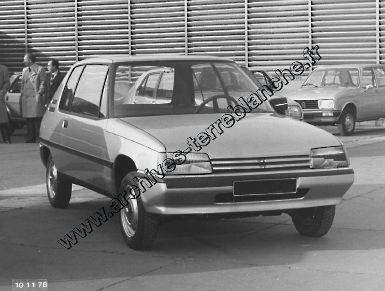 Maquettes et véhicules.